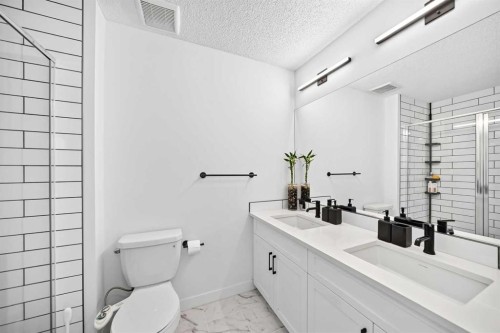 673 Livingston Way Ne, Calgary, AB 