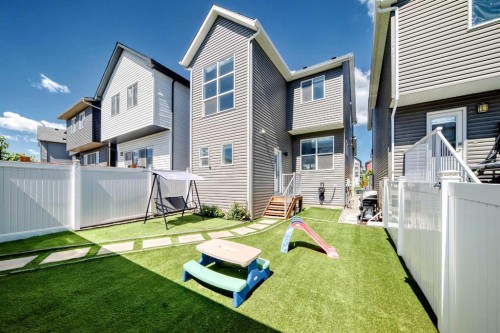 673 Livingston Way Ne, Calgary, AB 