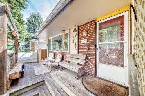 6108 Lloyd Crescent Sw, Calgary, AB - Outdoor With Deck Patio Veranda With Exterior