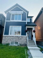 55 Corner Meadows Villas NE Calgary, AB T3N 1J4