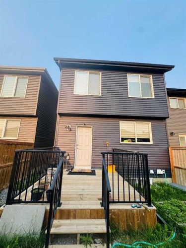 55 Corner Meadows Villas Ne, Calgary, AB - Outdoor With Exterior