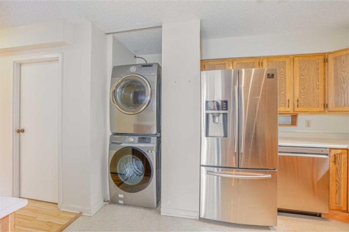 208-80 Point Mckay Crescent Nw, Calgary, AB 