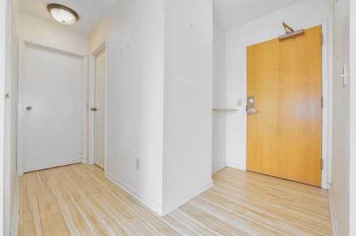 208-80 Point Mckay Crescent Nw, Calgary, AB 