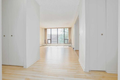 208-80 Point Mckay Crescent Nw, Calgary, AB 