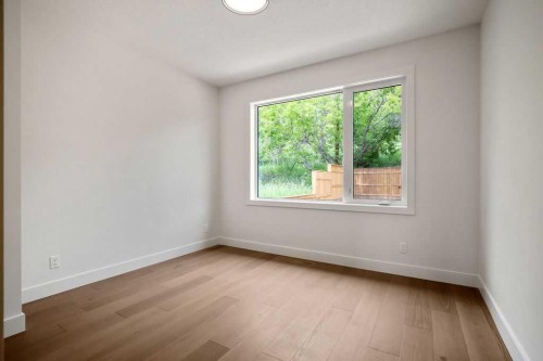 710 Bridge Crescent Ne, Calgary, AB 