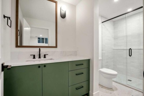710 Bridge Crescent Ne, Calgary, AB 