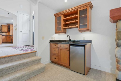355 Willow Ridge Place Se, Calgary, AB 