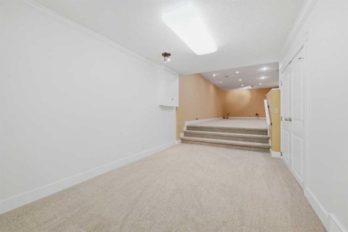 355 Willow Ridge Place Se, Calgary, AB 