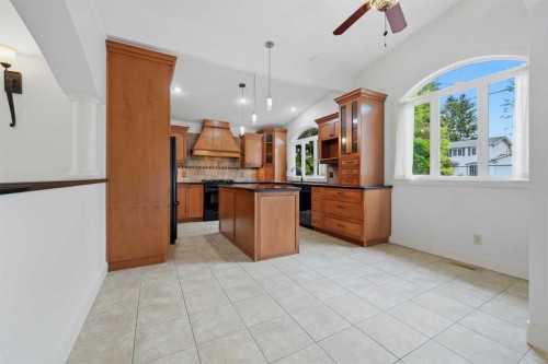 355 Willow Ridge Place Se, Calgary, AB 