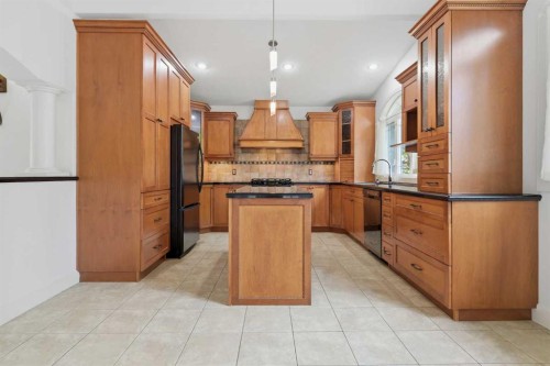 355 Willow Ridge Place Se, Calgary, AB 