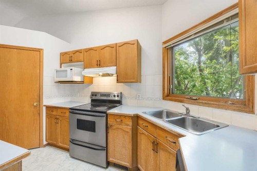 28 Harvest Oak Drive Ne, Calgary, AB 