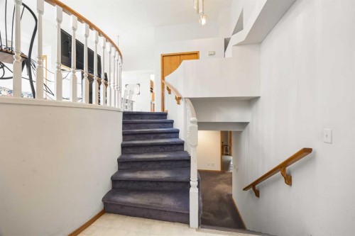 28 Harvest Oak Drive Ne, Calgary, AB 