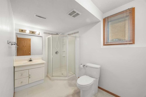 28 Harvest Oak Drive Ne, Calgary, AB 