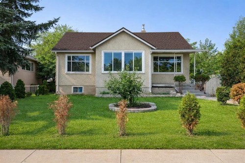 326 27 Avenue Ne, Calgary, AB - Outdoor
