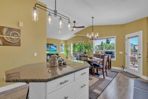 46 Somerside Manor Sw, Calgary, AB - Indoor