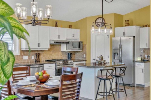 46 Somerside Manor Sw, Calgary, AB - Indoor