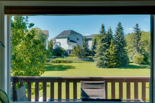 46 Somerside Manor Sw, Calgary, AB - Outdoor