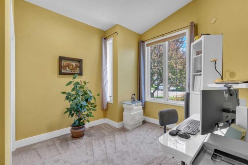 46 Somerside Manor Sw, Calgary, AB - Indoor