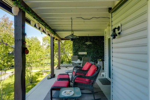 46 Somerside Manor Sw, Calgary, AB - Outdoor With Deck Patio Veranda With Exterior