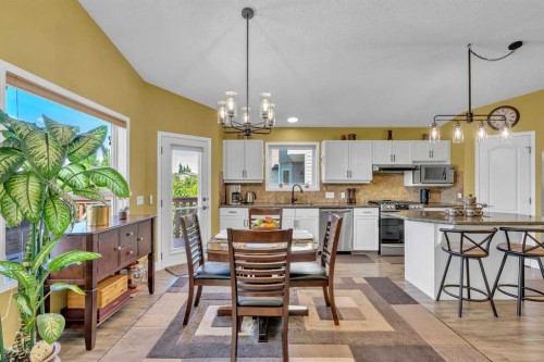 46 Somerside Manor Sw, Calgary, AB - Indoor