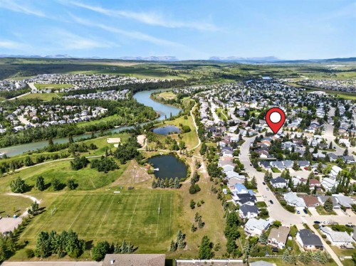 70 West Mackay Crescent, Cochrane, AB 