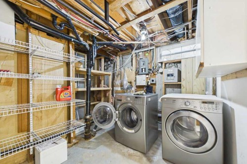 28 Franklin Drive Se, Calgary, AB - Indoor Photo Showing Laundry Room