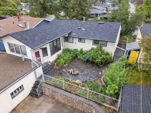 28 Franklin Drive Se, Calgary, AB - Outdoor