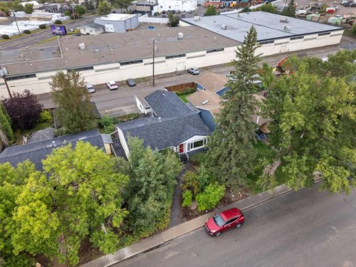 28 Franklin Drive Se, Calgary, AB - Outdoor With View