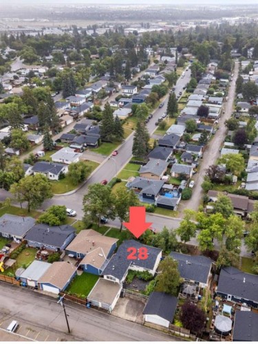 28 Franklin Drive Se, Calgary, AB - Outdoor With View