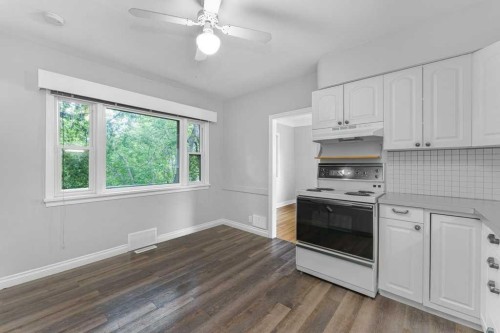 2216 19 Street Sw, Calgary, AB 
