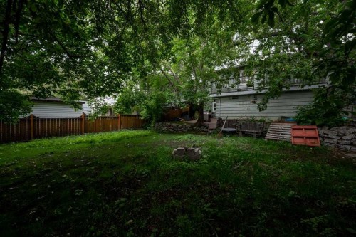 2216 19 Street Sw, Calgary, AB 