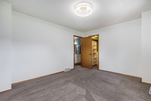 98 Everglade Drive Se, Airdrie, AB 