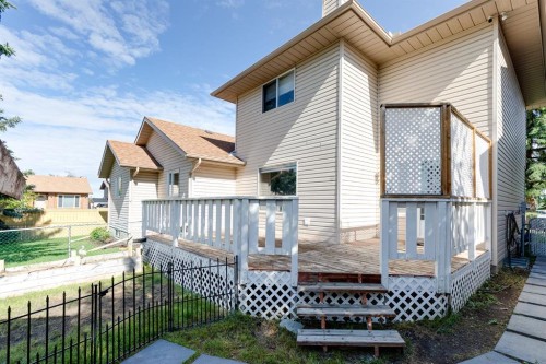 98 Everglade Drive Se, Airdrie, AB 