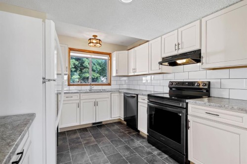 98 Everglade Drive Se, Airdrie, AB 