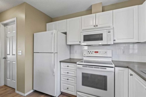 17 Citadel Point Nw, Calgary, AB 