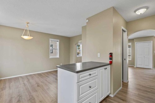 17 Citadel Point Nw, Calgary, AB 