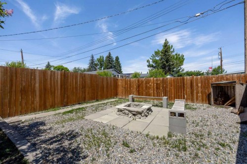 8A Arlington Bay Se, Calgary, AB 