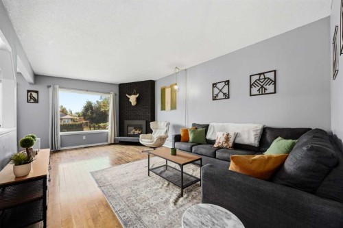 8A Arlington Bay Se, Calgary, AB 