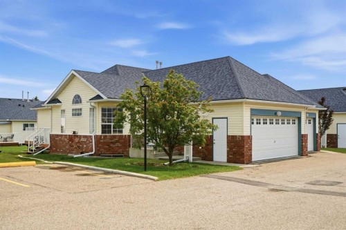 47-12 Woodside Rise NW Airdrie, AB T2B 2L3