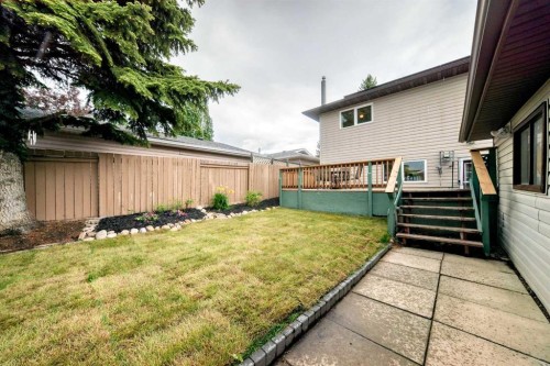 584 Woodhill Place Sw, Calgary, AB 