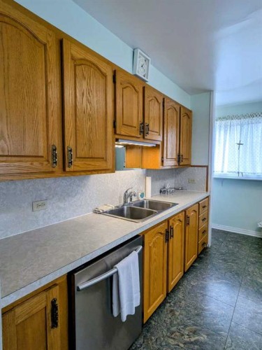 3322 Centre B Street Nw, Calgary, AB 