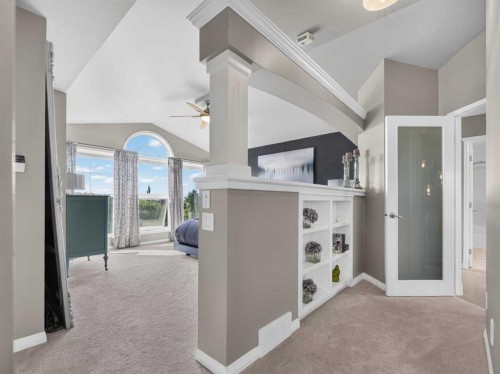 124 Valley Creek Crescent Nw, Calgary, AB 