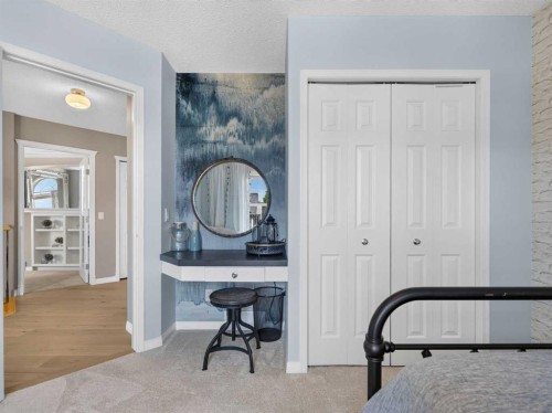 124 Valley Creek Crescent Nw, Calgary, AB 