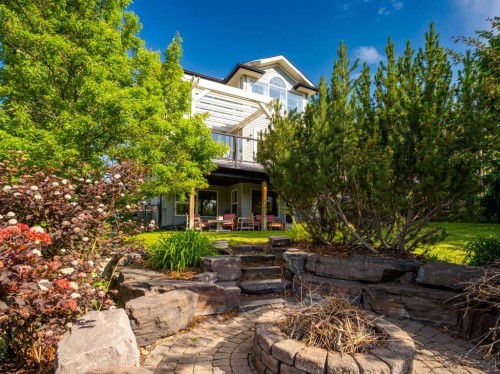 124 Valley Creek Crescent Nw, Calgary, AB 