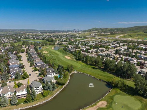 124 Valley Creek Crescent Nw, Calgary, AB 