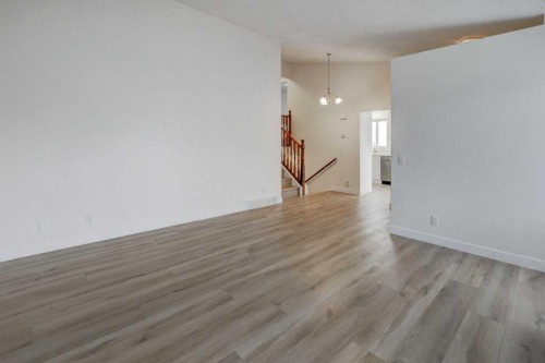 376 Whitlock Way Ne, Calgary, AB 
