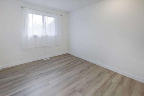 376 Whitlock Way Ne, Calgary, AB 