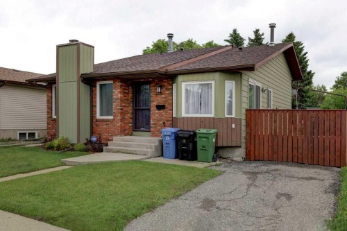 376 Whitlock Way Ne, Calgary, AB 