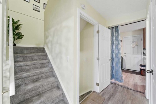 53 Falchurch Road Ne, Calgary, AB 