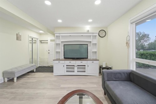 53 Falchurch Road Ne, Calgary, AB 